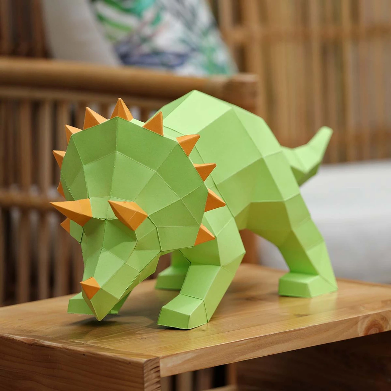 Papercraft World Triceratops 3D Lamp Model - Paper 6 Papercraft World Triceratops 3D Lamp Model - Paper - Image 4