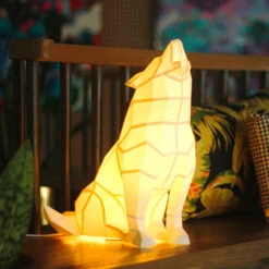Papercraft World Wolf 3D Lamp Model - Paper
