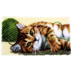 Vervaco Playful Cat Latch Hook Kit