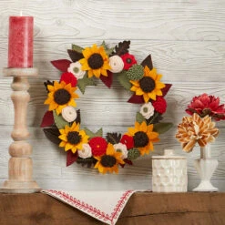 Felt Street Fall Floral Wreath Felt Kit -Robotime Zone 214823 2 66991.1693429036