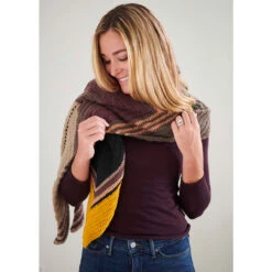 PremierĀ® Premier Elena Wrap Yarn Kit