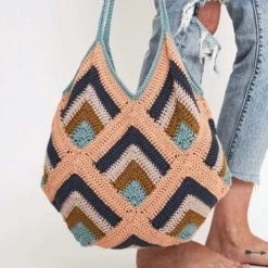 Lion Brand Bermuda Tote Crochet Kit