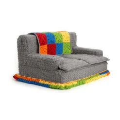 Red Heart Kitty Couch Crochet Kit -Robotime Zone 236240 2 17707.1693431923