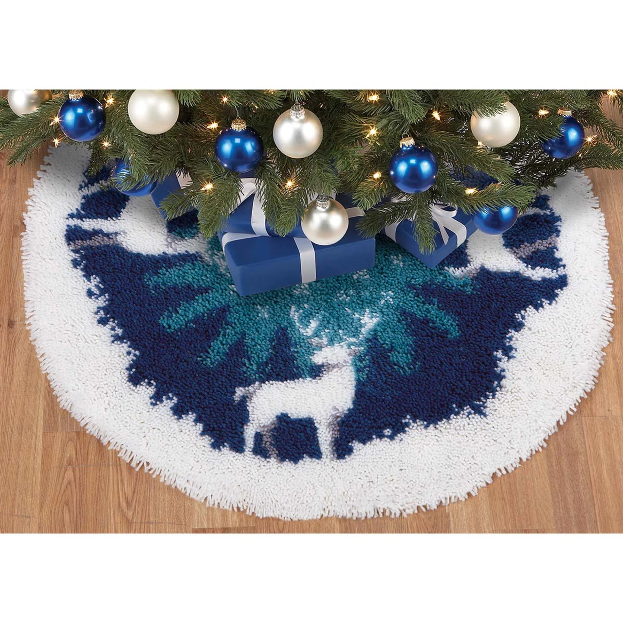 Herrschners Snowy Nights Tree Skirt Latch Hook Kit