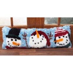 Herrschners Snowman Draft Dodger Latch Hook Kit