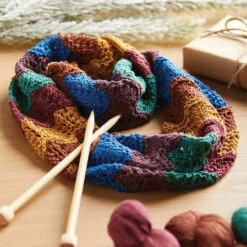 Willow Yarns Audra Infinity Cowl Knit Yarn Kit