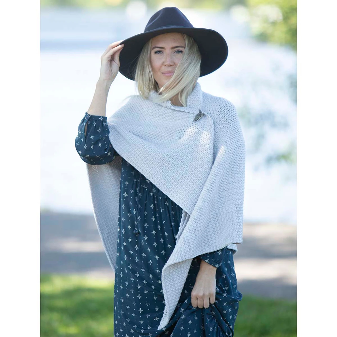 Willow Yarns Simplistic Beauty Shawl Crochet Yarn Kit 3 Willow Yarns Simplistic Beauty Shawl Crochet Yarn Kit